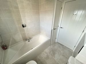 Photo 28- click for photo gallery